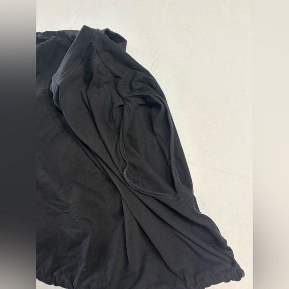 Double Zero BUCKLE black sleeveless crop top, size large, used, drawstring hem - Picture 6 of 7